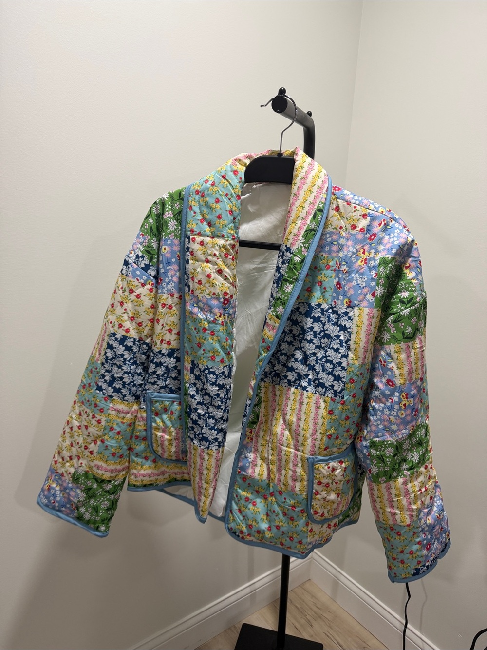 Quilted Patchwork Floral Jacket in Multi-Color